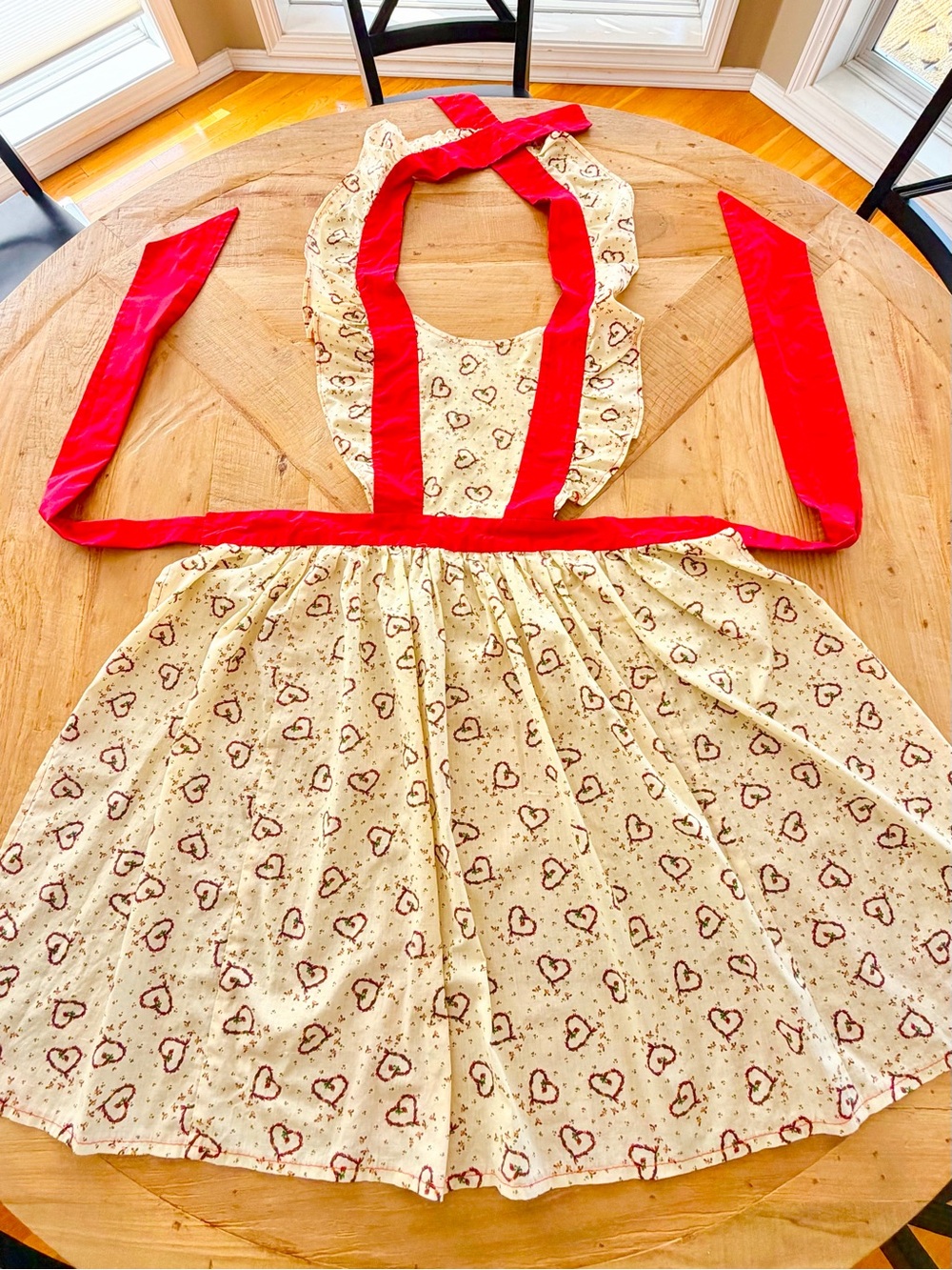 Kids Cream Heart-Print Apron Costume with Red Trim